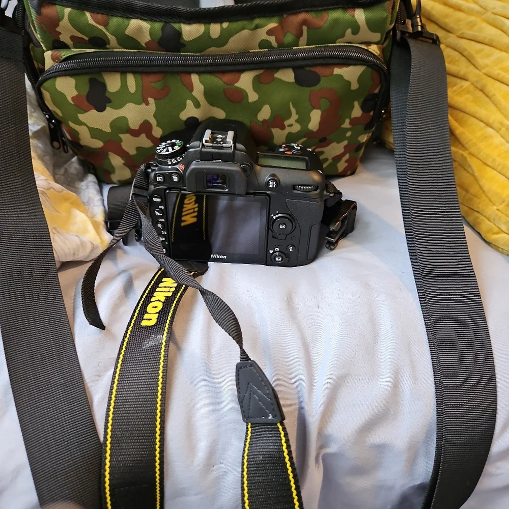 Nikon D7500 with 2 lenses and all accessories